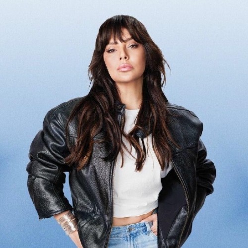 دانلود آهنگ جدید Tanri Misafiri از Ebru Gundes