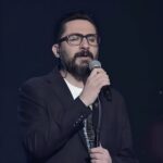 دانلود موزیک ویدئو جدید شهر خالی اجرای زنده از روزبه بمانی